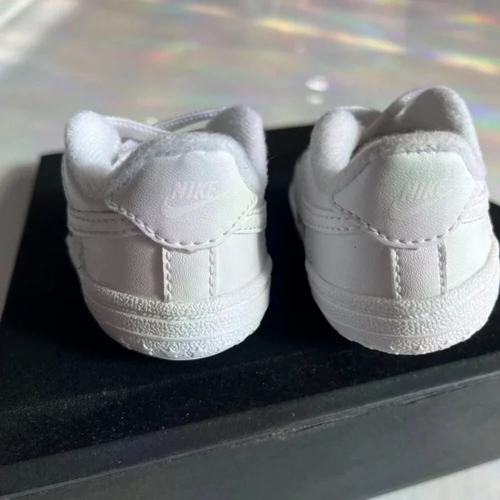 Nike Baby White Low-Top Sneakers